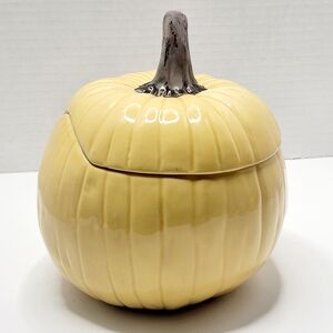 Crate & Barrel B. Eigen Harvest Yellow Pumpkin 3 Cup Ceramic Soup Bowl & Lid